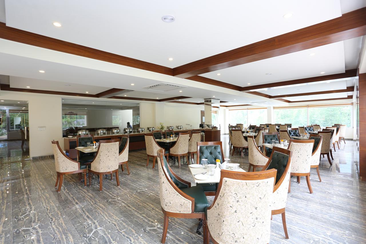 The Allure Grand Resort -A Majestic Riverside Retreat 마날리 외부 사진